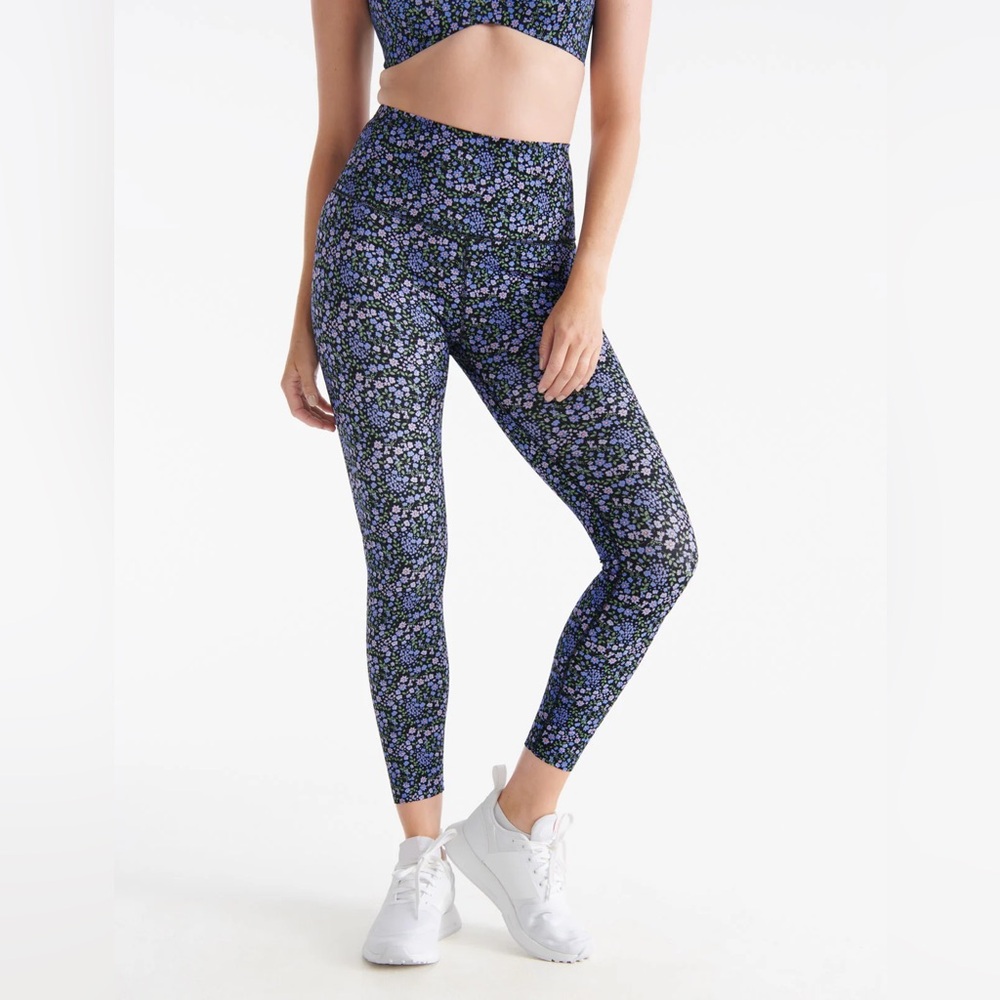 NWT Knix HiTouch Essential Legging